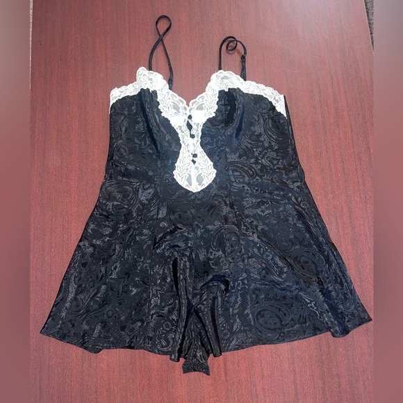 delicates Other - Delicates Black and White Lace Chemise